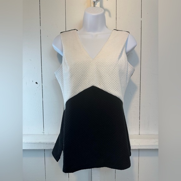 Calvin Klein Black White Gold Zipper Tank Top Work Professional Top Size Small - Picture 3 of 11